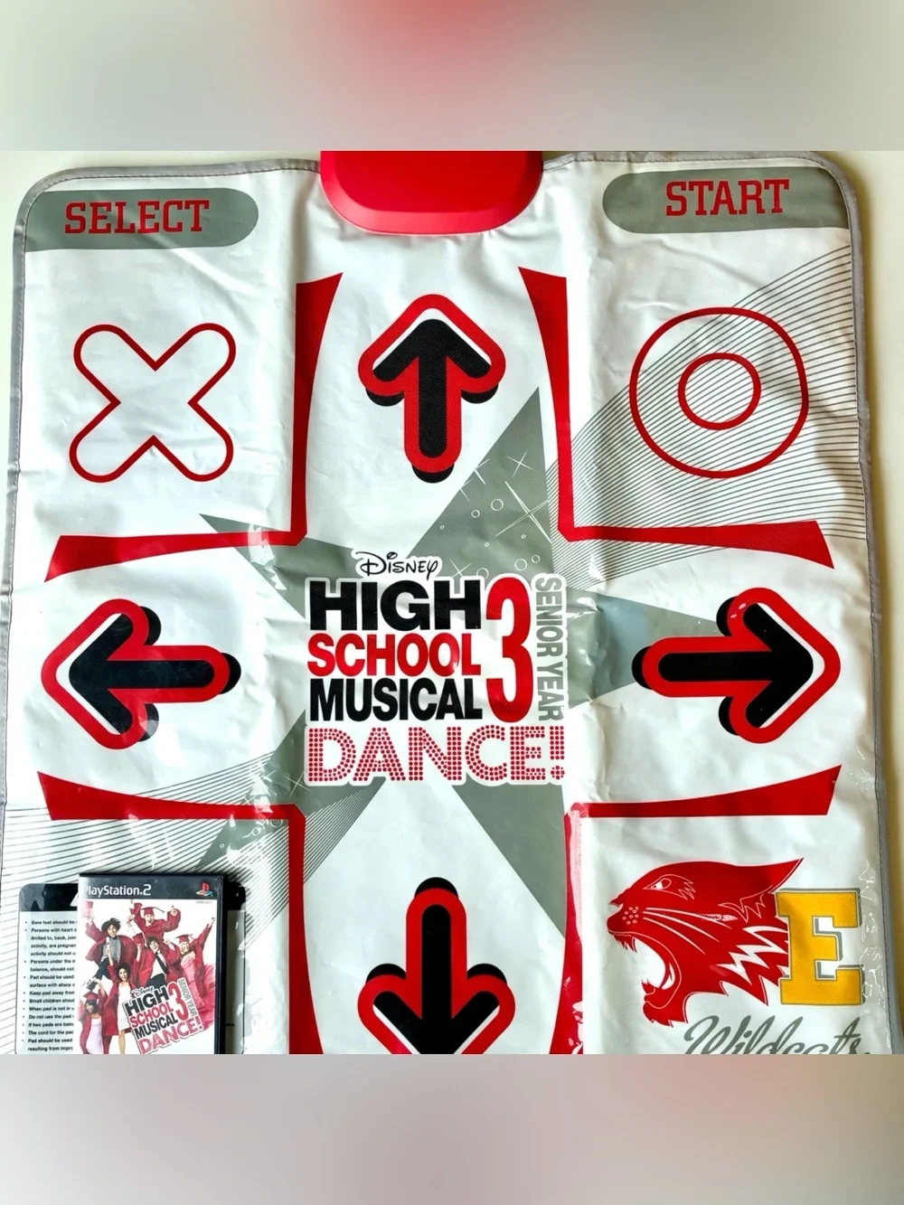 New High School Musical 3: Senior Year Dance Bundle (PlayStation 2, 2008)